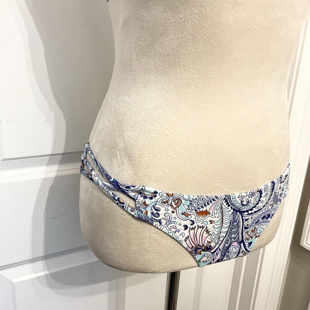 Victoria Secrets Bikini Set- 34B Padded Top- Small Bottom- Blue Purple Paisley - Picture 3 of 13
